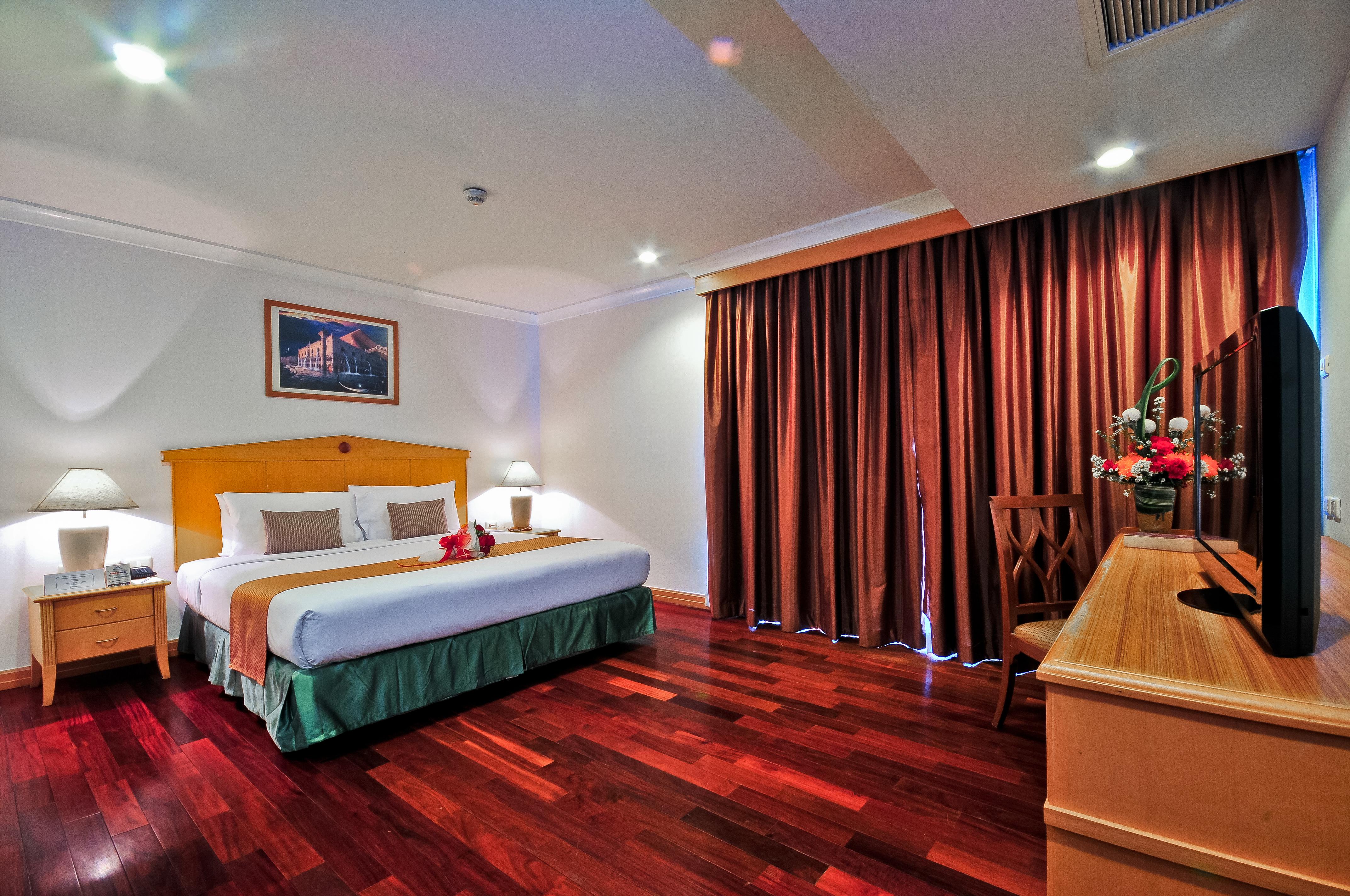 Admiral Suites Bangkok Rum bild