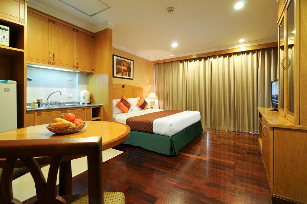 Admiral Suites Bangkok Rum bild